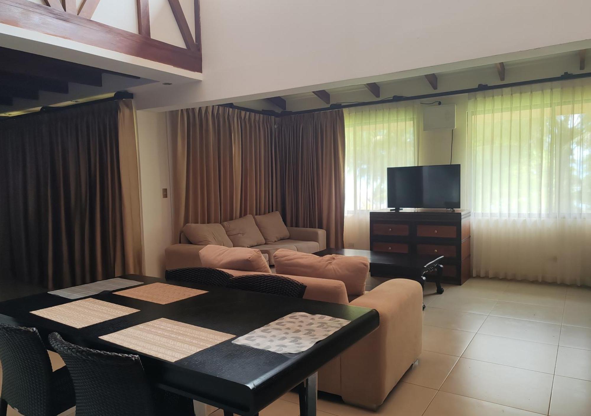 Marenaz Oceanfront Resort Эстерильос-Эсте Экстерьер фото